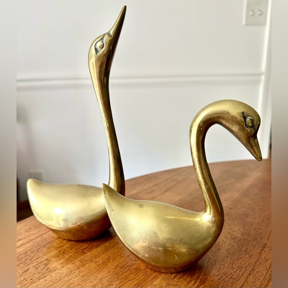 Vintage Brass Swan Statues Large Pair Mid-century Modern - Picture 1 of 8